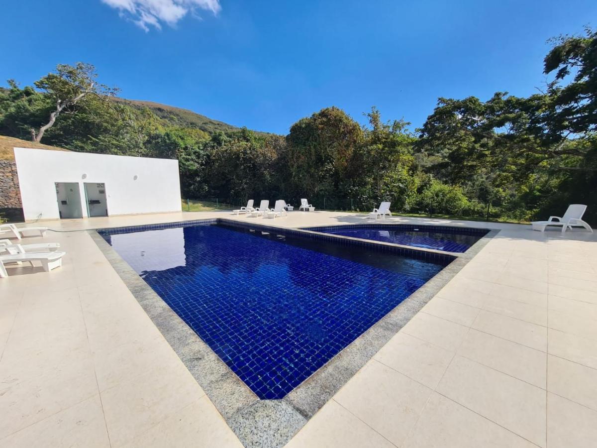 Apartamento Mirante De Escarpas 1703 กาปีตอลิโอ ภายนอก รูปภาพ